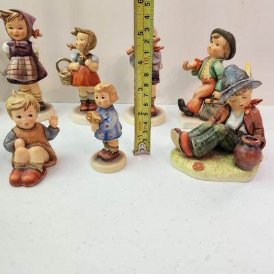 lot of 12 Goebel Hummels