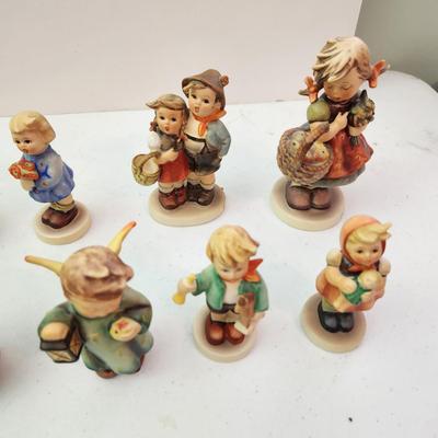Collection of 13 Goebel Hummel Figurines