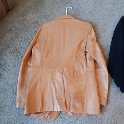 MEN'S LEATHER JACKET (44) AND SAM'S TOWN LAS VEGAS JACKET (MED)