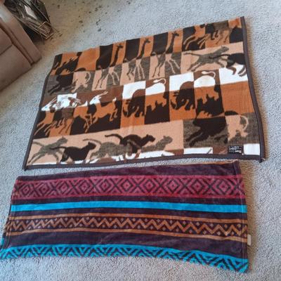 KARE FREE ANIMAL PRINT AND A SECOND THROW BLANKETS