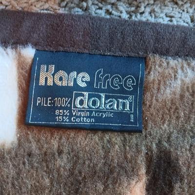 KARE FREE ANIMAL PRINT AND A SECOND THROW BLANKETS
