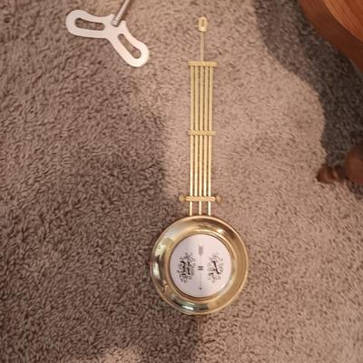 31 DAY PENDULUM WALL CLOCK WITH A KEY