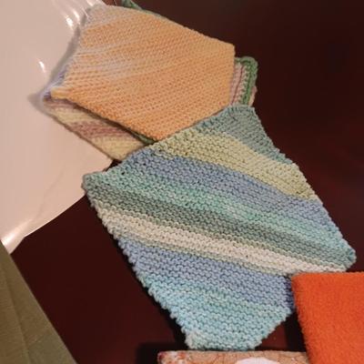 KITCHEN LINENS