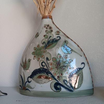 BIRD FIGURINES AND A CLAY VASE WITH BIRDS