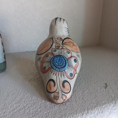 BIRD FIGURINES AND A CLAY VASE WITH BIRDS
