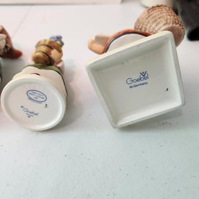 Lot of 13 Goebel Hummels Figurines