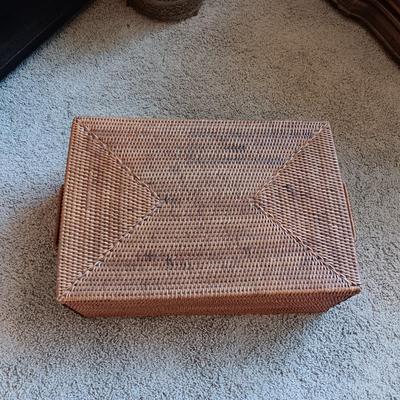 AN ASSORTMENT OF MAINLY COUNTRY WESTERN MUSIC ON CD AND A BASKET WITH A LID