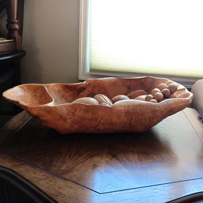 LARGE CHIP AND DIP MADE FROM A TREE ROOT? AND WOODEN FRUIT