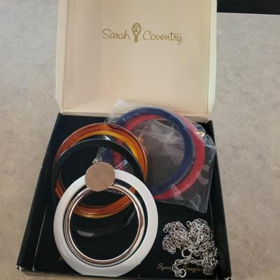 FASHION JEWELRY