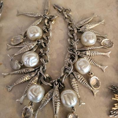 VINTAGE COSTUME JEWELRY