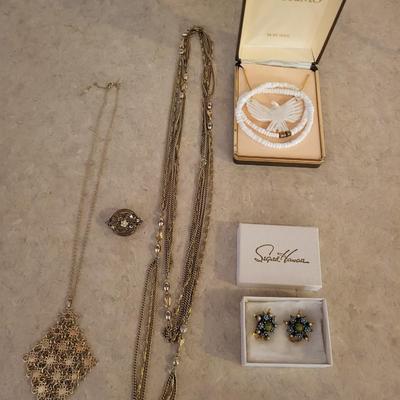 SARAH COV NECKLACE, SIGRID EARRINGS AND PRIMO NECKLACE