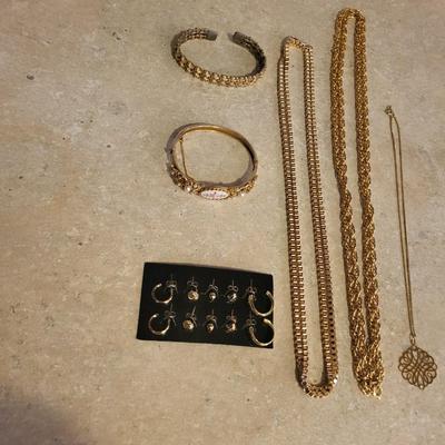 GOLD-TONE JEWELRY