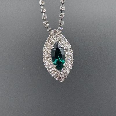 Vintage Green Rhinestone Crystal Adjustable Necklace
