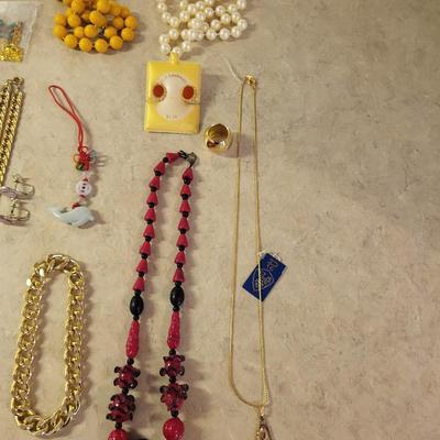 COSTUME JEWELRY