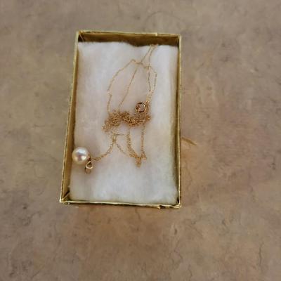 14K GOLD NECKLACE WITH GENUINE PEARL
