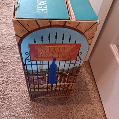 BARBIE GOES TO COLLEGE VINTAGE PLAY SET