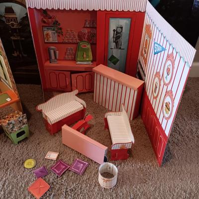 BARBIE GOES TO COLLEGE VINTAGE PLAY SET