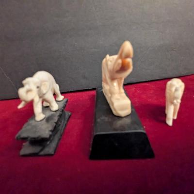 Vintage Hand Carved Elephants #61