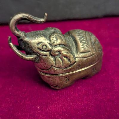 Vintage Etched Metal Elephant Lidded Incense Trinket Box #65