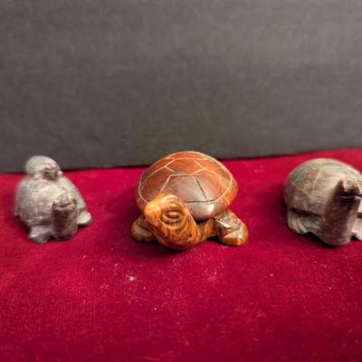 Stone Carved Turtle Figures #83