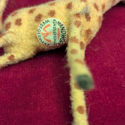 Vintage Wagner Kunstlerschutz Flocked Giraffe Figure Handwork West Germany #88