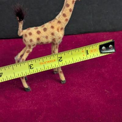 Vintage Wagner Kunstlerschutz Flocked Giraffe Figure Handwork West Germany #88