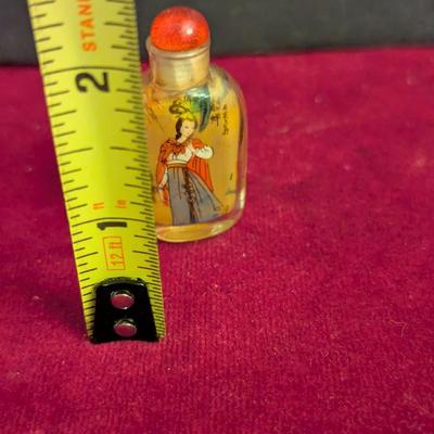 19th Century Chinese Reverse Painting Snuff Bottle #102