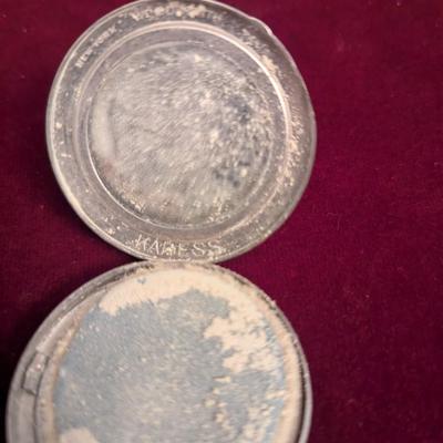 1928 Iconic Woodworht Karaess Art Deco Powder Compact Woman With Rose #103
