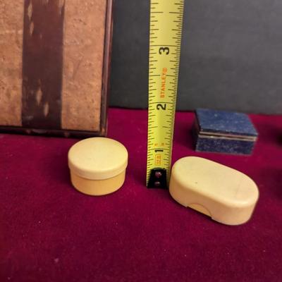 Vintage Cigarette Case & Pill Boxes #115