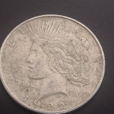 Set of Two 1922 US Mint Peace Silver Dollars Circulated (#51)