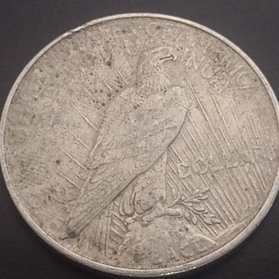 Set of Two 1922 US Mint Peace Silver Dollars Circulated (#51)