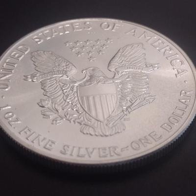 1986 US Mint Silver Eagle Dollar Coin Circulated Condition (#52)