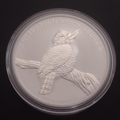 2010 Elizabeth II $1 Silver Australian Kookaburra Coin Uncirculated Condition (#53)
