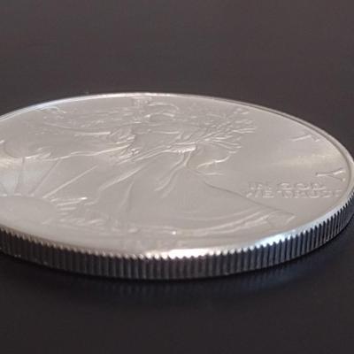 1986 US Mint Silver Eagle $1 Coin High Grade Condition (#57)