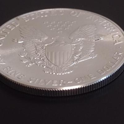 1986 US Mint Silver Eagle $1 Coin High Grade Condition (#61)