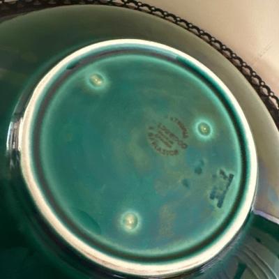 Wedgwood Green Leaf English Majolica 11" Diameter Bowl Excellent Condition