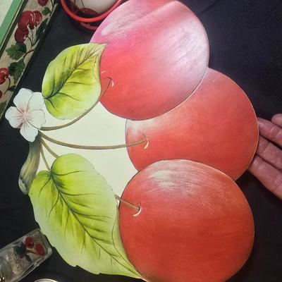 KITCHEN ITEMS WITH A CHERRY THEME