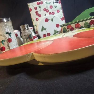 KITCHEN ITEMS WITH A CHERRY THEME