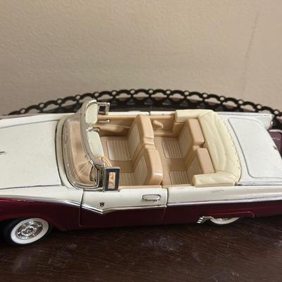 Die cast cars