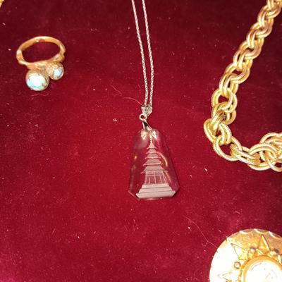 GOLD TONE JEWELRY