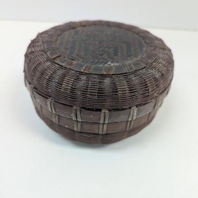 Check to see if is signed Antique Woven Lidded Chinese Basket #1