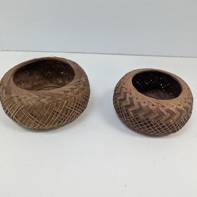 Native American Hand Woven Baskets Round Pattern Folk Art #2
