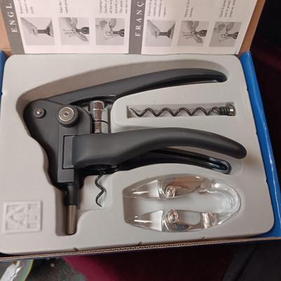 2 NEW CORKSCREWS