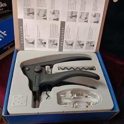 2 NEW CORKSCREWS