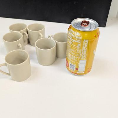 14 Pieces Of Neiman - Marcus Made In Japan Tea Cups