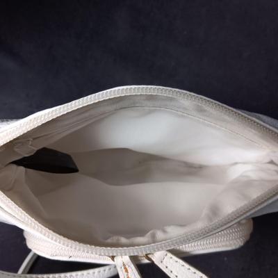 STONE MOUNTAIN CREAM COLORED LEATHER PURSE AND AN ANN TAYLOR LOFT BROWN LEATHER PURSE