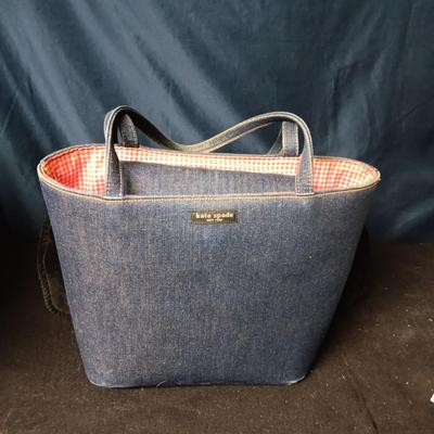 COACH BROWN LEATHER PURSE AND A KATE SPADE DENIM PURSE