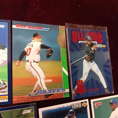 MISC BASEBALL TRADING CARDS (2)