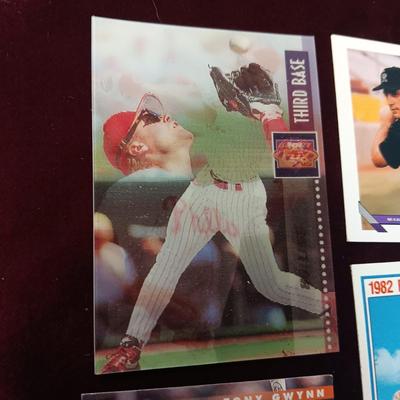 MISC BASEBALL TRADING CARDS (3)