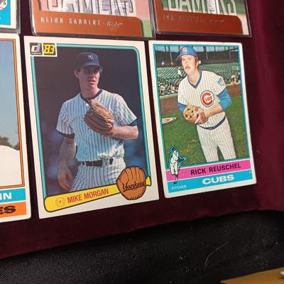 MISC BASEBALL TRADING CARDS (4)